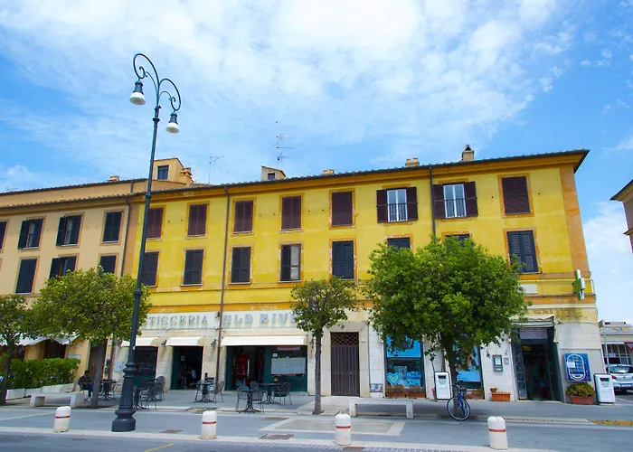 Le Boutique Luxury Rooms Diffused In Historical Center Fiumicino